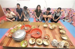 被女友骗进传销电视剧,被女友骗到传销里电视剧