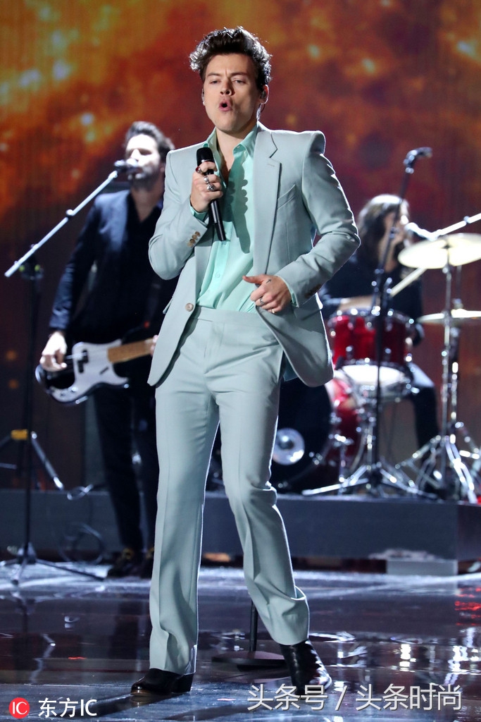 55位美好肉体都在上海维秘除了心疼奚梦瑶摔跤，这些你也要关注