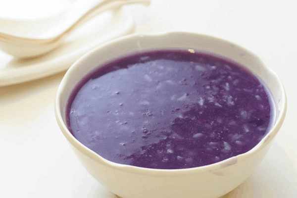 痛经头痛吃什么食物,痛经吃什么食物最好