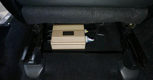 斯巴鲁傲虎cd机做音响,斯巴鲁傲虎2021哈曼卡顿音响