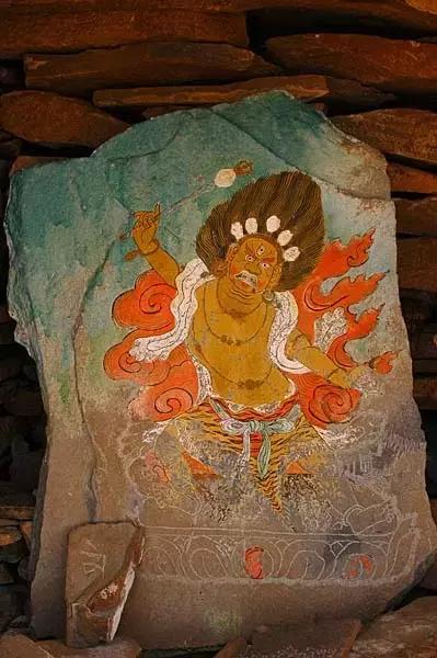 巴格玛尼墙到石渠多少公里,世界之最古城墙长城