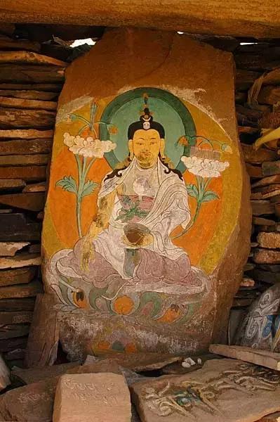 巴格玛尼墙到石渠多少公里,世界之最古城墙长城