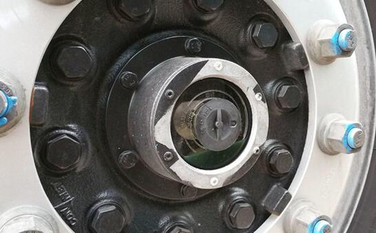 高效运输技能加成康迈轮毂“圈”出重卡新天地