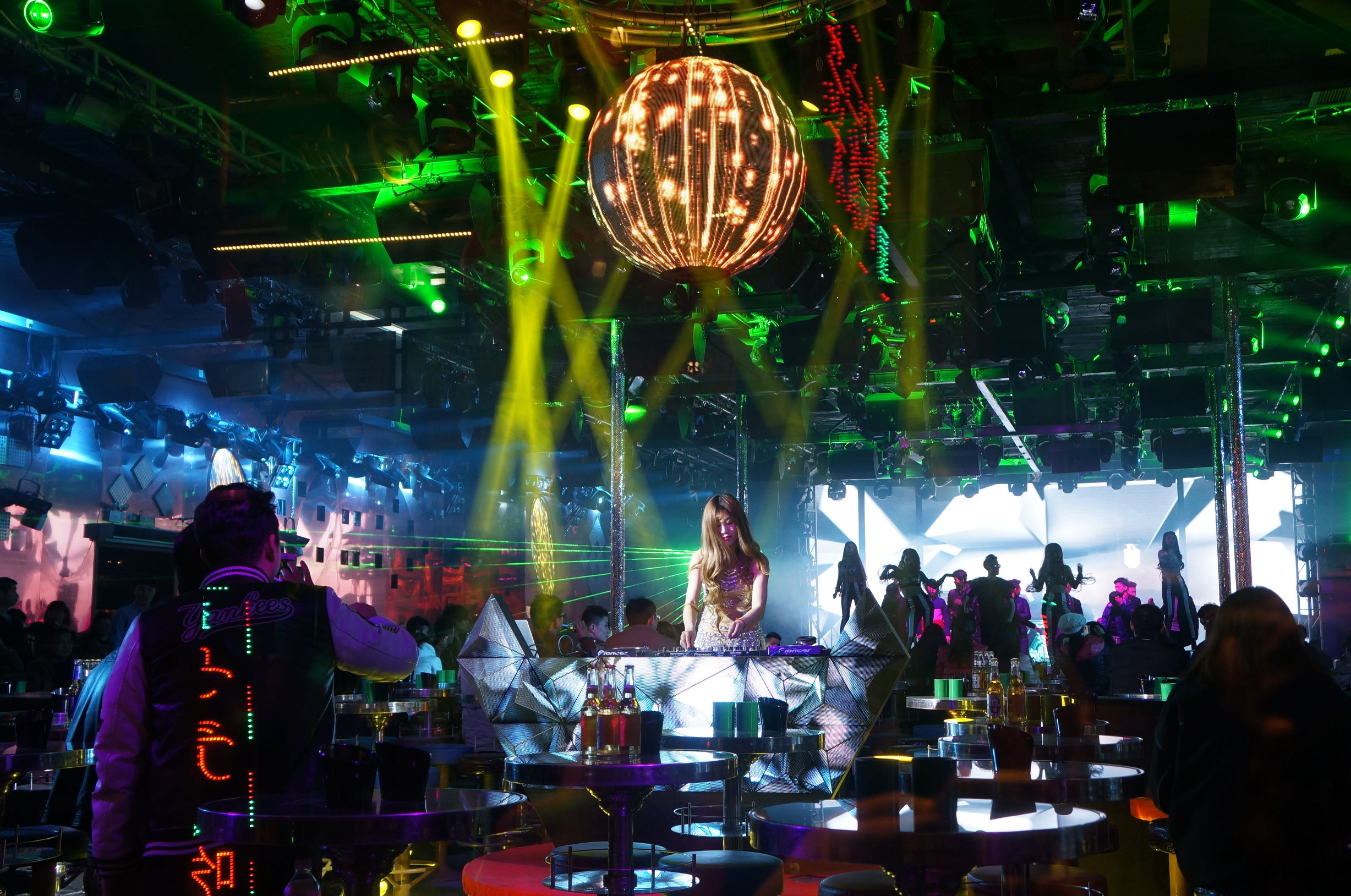 一场说走就走的旅行自驾游,一场说走就走的旅行很简单