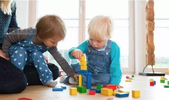 儿童远视300度严重吗,小孩子300度远视什么时候会没有