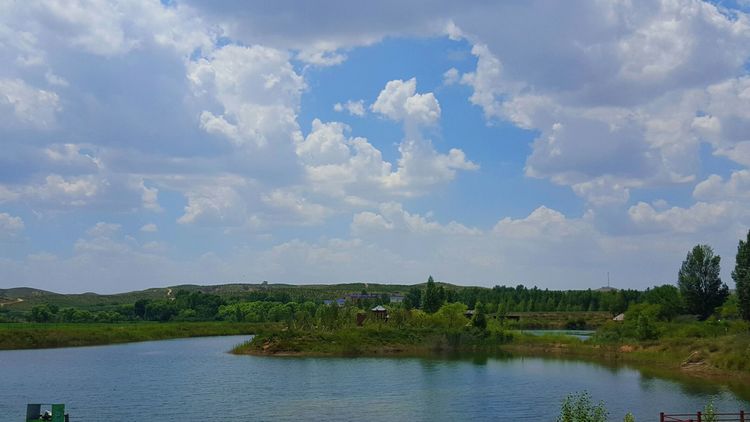 恩格贝沙漠自驾游,走进原始森林房车游记