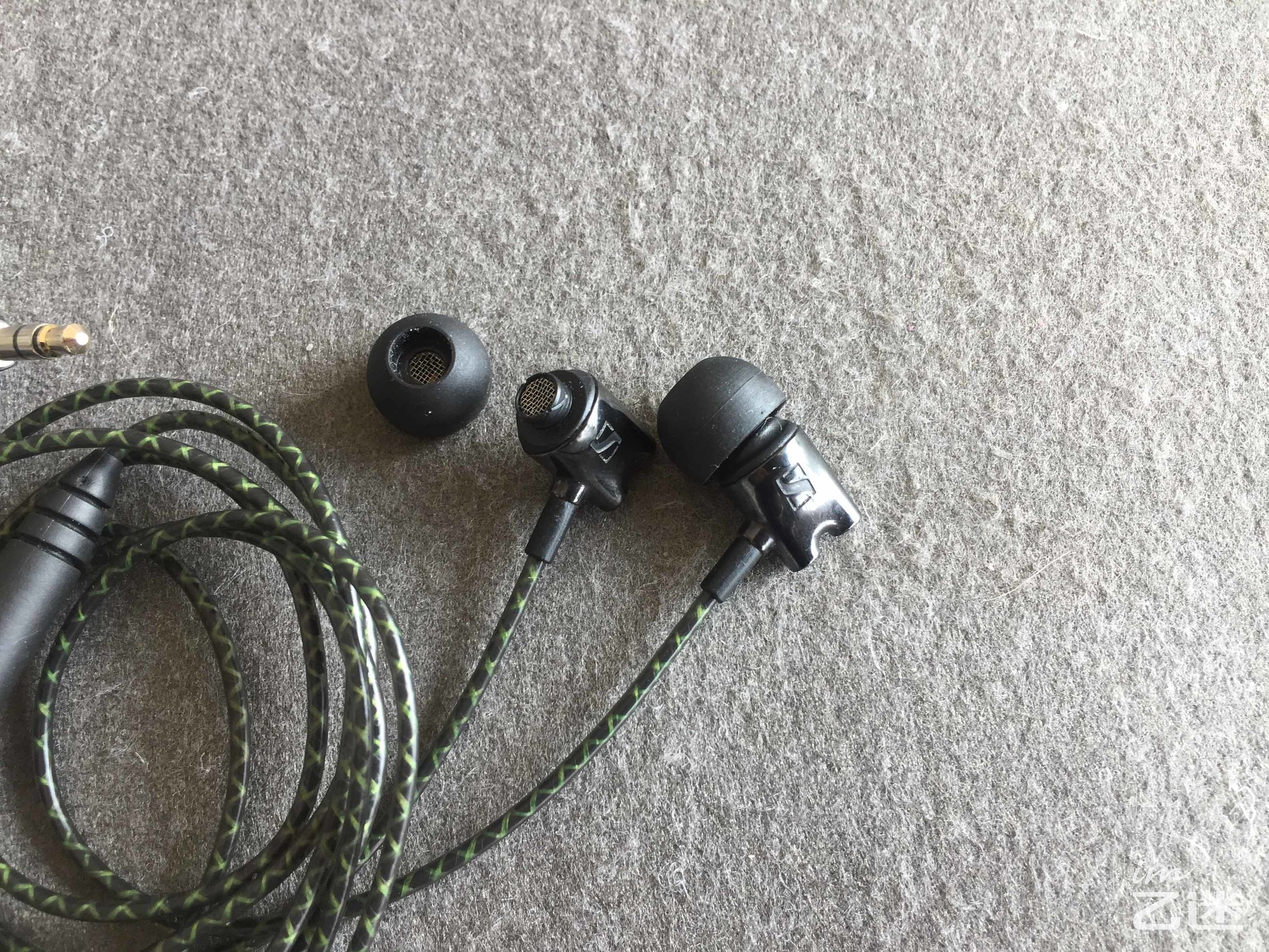 爱科技k3003对比森海塞尔ie800,akgk3003对比森海塞尔ie800s