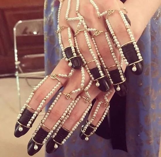 珍珠显老气好还是时尚好,怎么选珍珠才不老气技巧