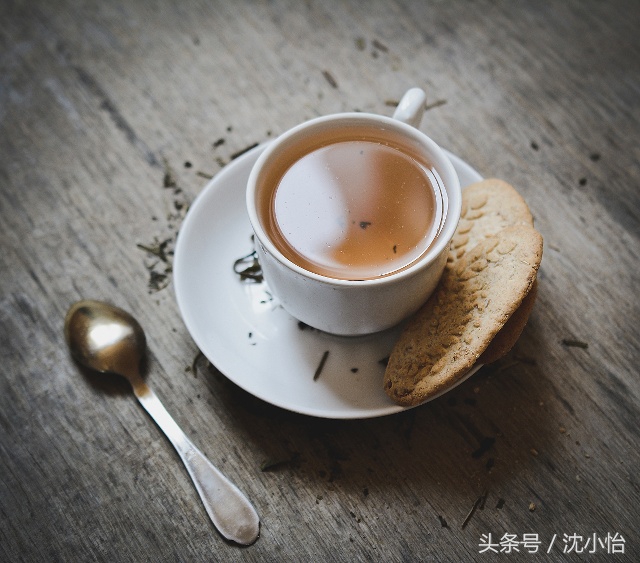 自制港式奶茶的家常做法,自制港式奶茶