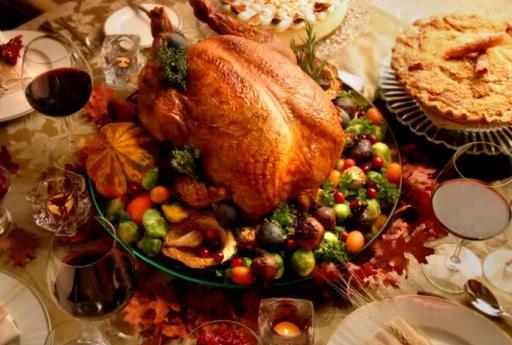 火鸡与葡萄酒，感恩节的最佳cp