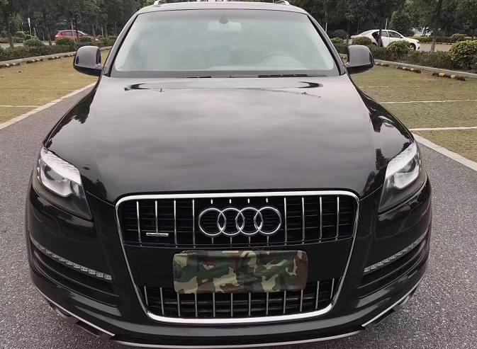 60万买二手奥迪q8,60万买奥迪q7还是买路虎