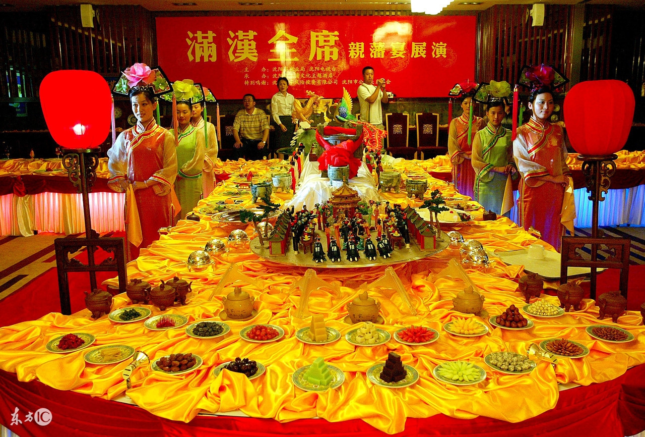 全国各地特色小吃怎么做,秘制酱板鸭江西特产正宗小吃500克