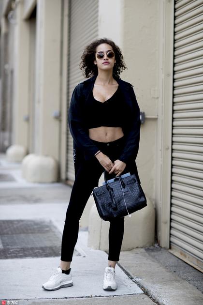 想不到一双老爹鞋也能撑起你整个衣橱