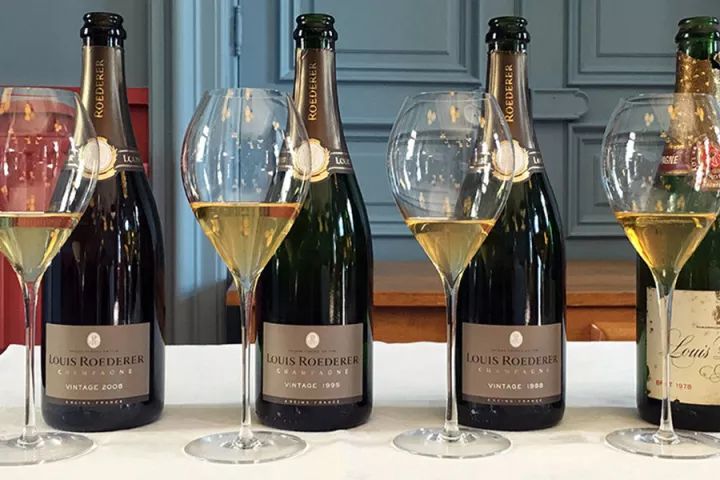 世界十大顶级香槟,世界十大香槟俱乐部