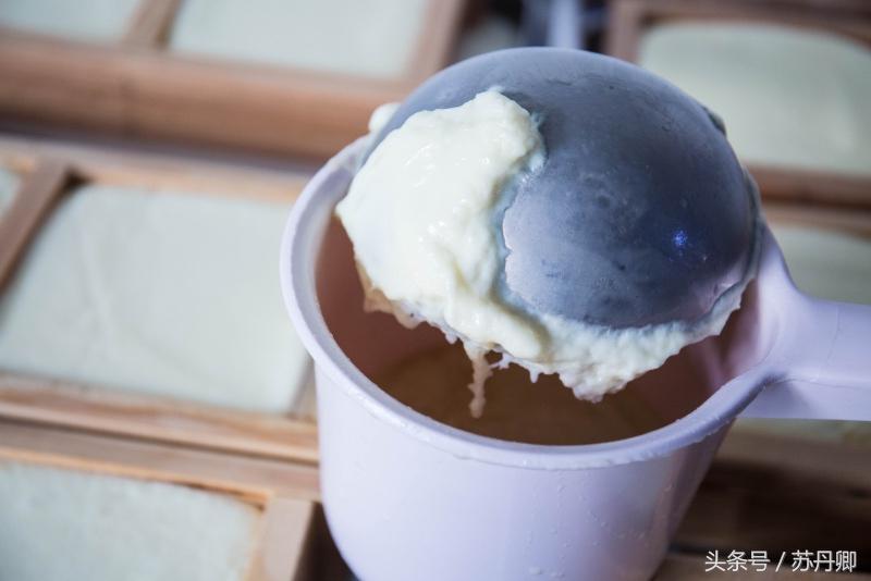 镶黄旗木雕,真骨雕是什么动物的骨头