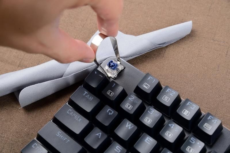 机械键盘基础款和炫酷,炫酷好样的机械键盘