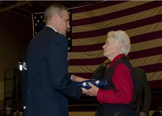 丈夫失踪五年背后的故事,丈夫失踪24年的故事