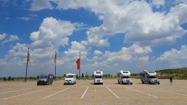 恩格贝沙漠自驾游,走进原始森林房车游记