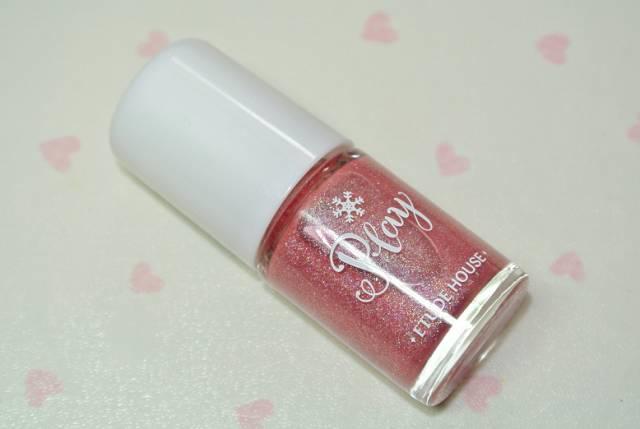 适合夏天显白的指甲油,显白大气夏款指甲油颜色推荐