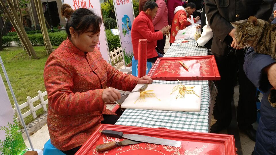 小时候自己做的糖画,小时候做的糖画