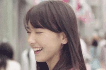 学会这几个动作改善眼部问题,学会这三招女人眼袋再重也能治好