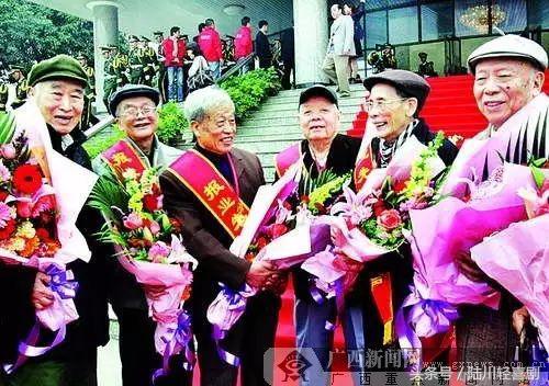 陆川县抗日老兵，曾获毛主席亲自授奖，如今生活过得怎么样？