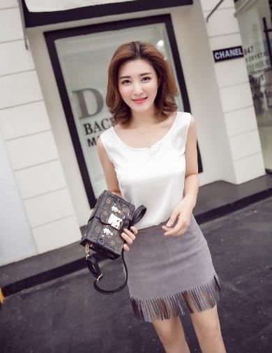 女生夏天穿搭简约干净,女生夏天舒适好看的外出穿搭