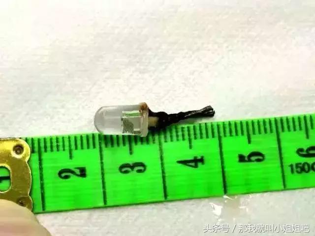 7岁儿子问了个“尿尿”的问题后，爸爸没当回事儿，就出事了