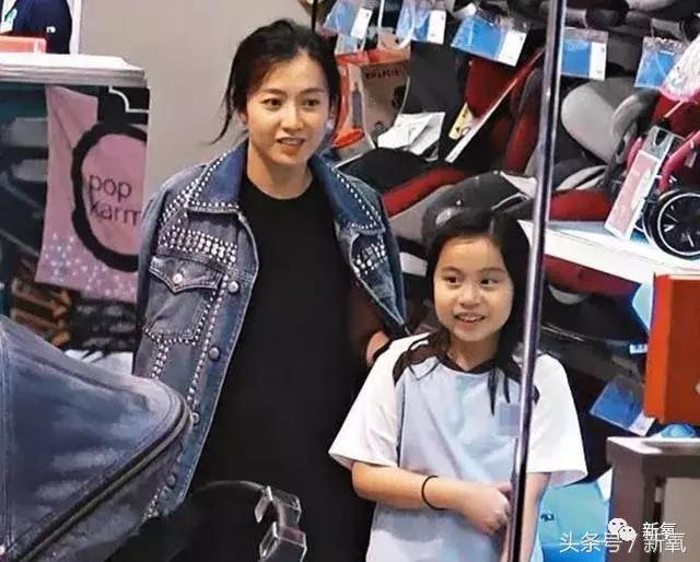 香港首富甘比是谁,香港现任女首富甘比的情商有多高