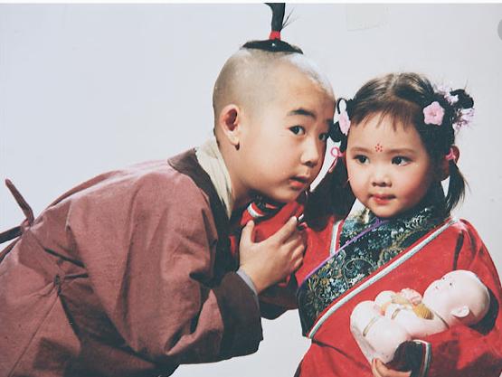 他们没上幼儿园就做童星！学历最高的也已去世！她却骗了我们10年