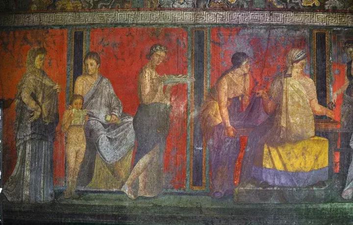 教堂为什么华丽,教堂一般都是什么颜色