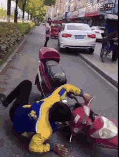 姣忔棩绗戞姤鐖嗙瑧璇綍,姣忔棩绗戞姤2014