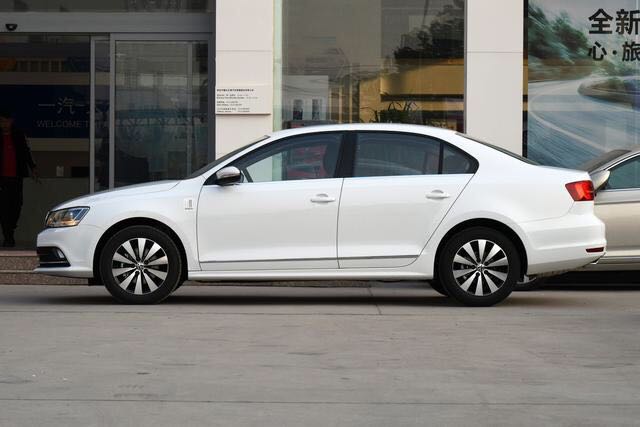 思域和速腾的区别和优缺点,速腾有什么缺点与优点