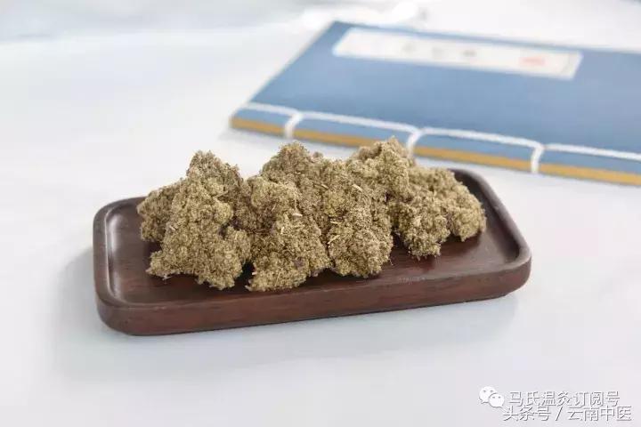 艾灸后可能出现的妇科排毒反应,艾灸膻中穴排病反应及处理方法