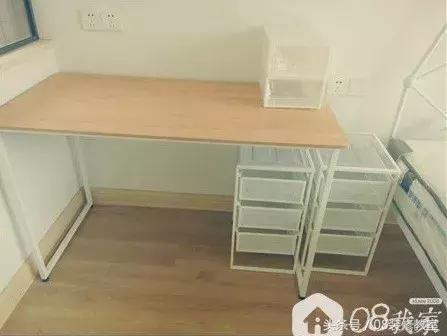 简单又有格调的风格卧室,提升卧室格调