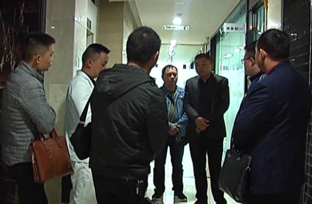 损失超过100万！贵州这群人遭笼了！为啥都心甘情愿地交VIP服务费？