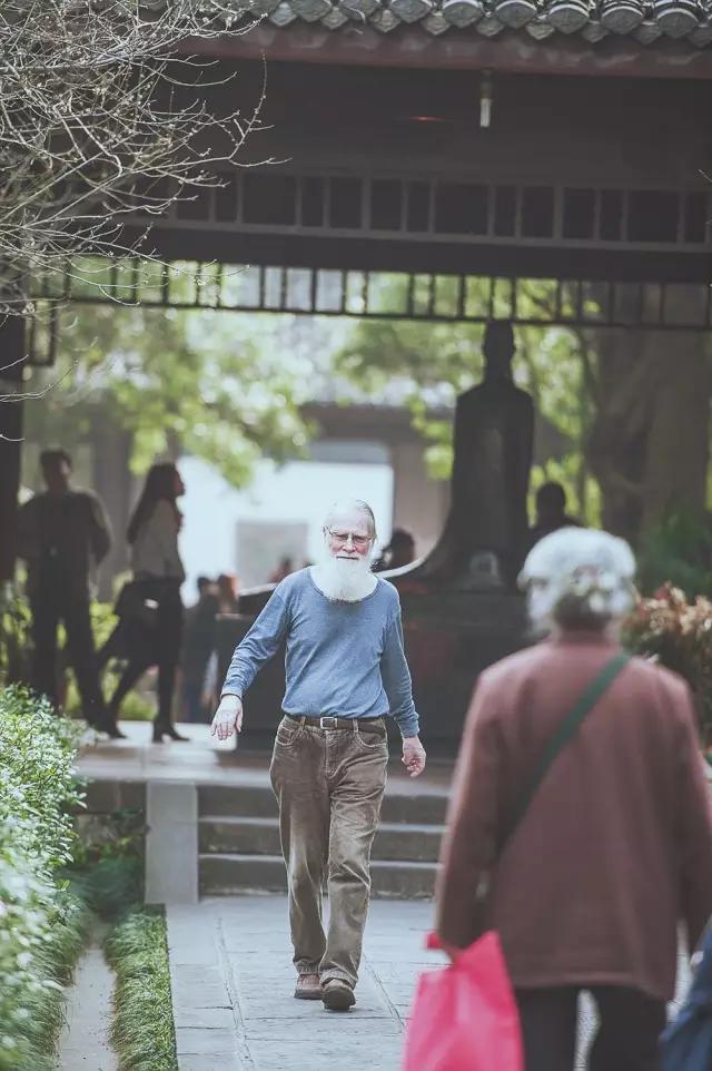 他在这里盖房子时，日本人还没学会唐风