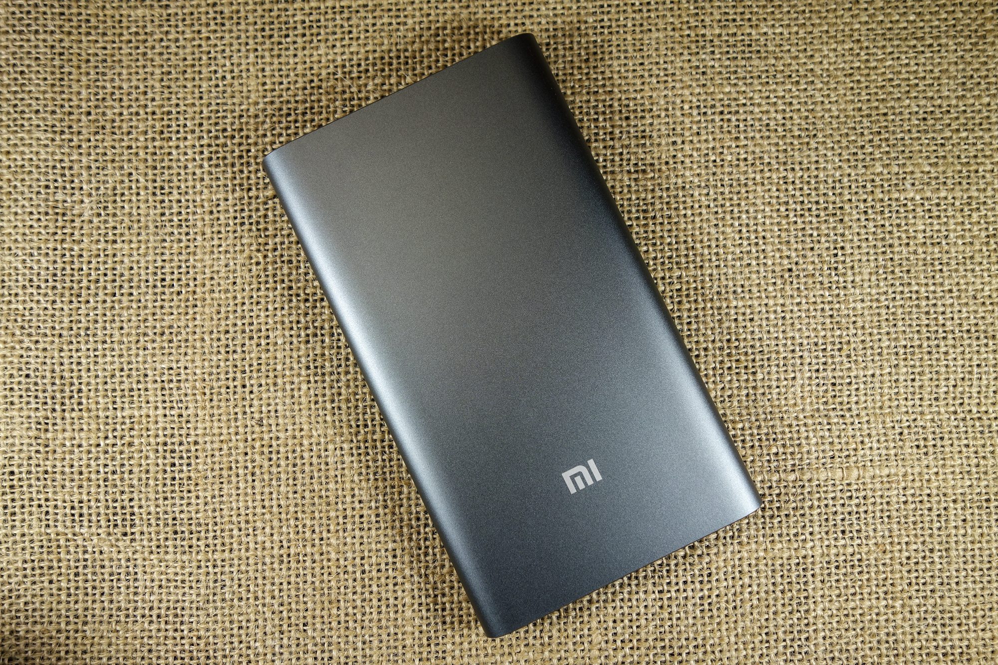 小米移动电源10000高配版评测,小米10000mah的移动电源