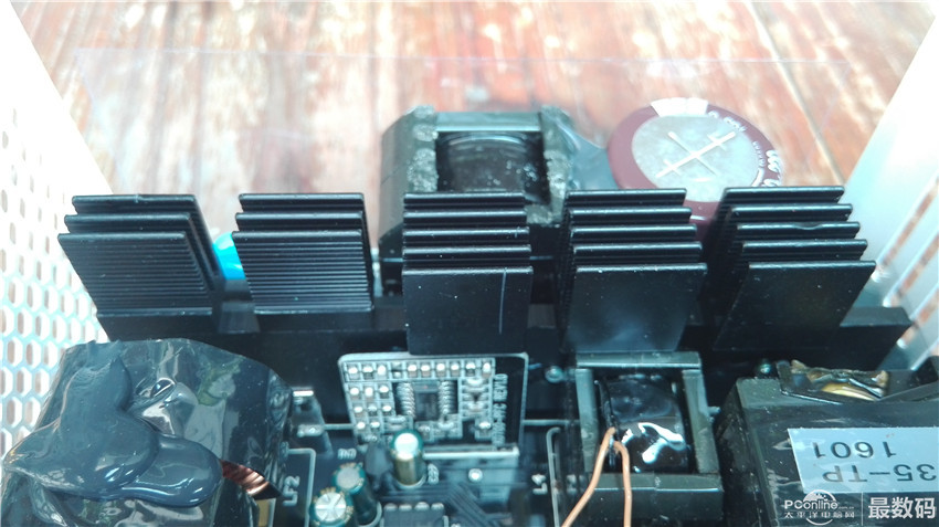 用料最好的钛金电源,钛金电源和白金电源区别