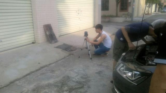 大众新桑塔纳氙气大灯,新款桑塔纳改疝气大灯