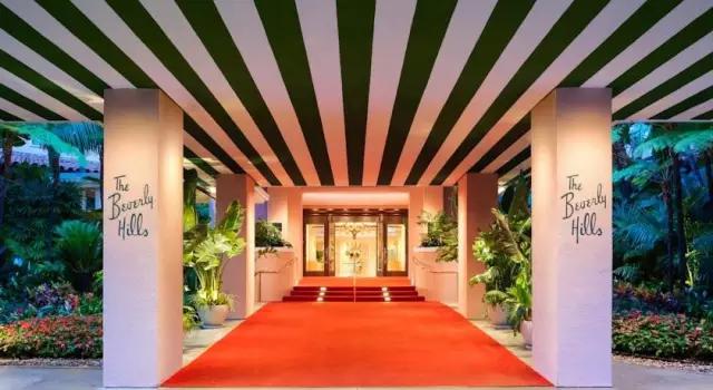 一开始我也不懂，为什么名人都爱住这些老酒店，直到...