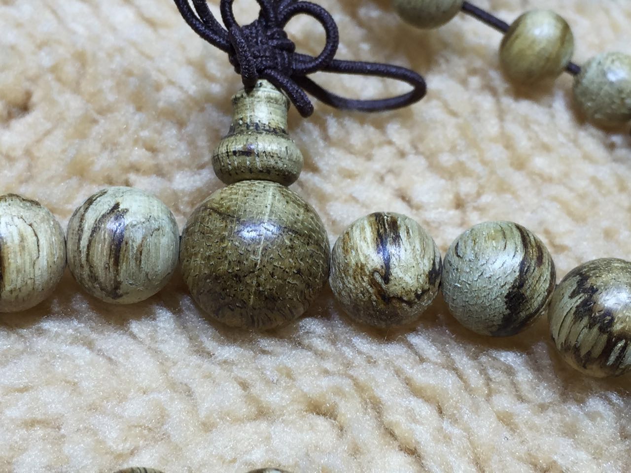 沉香精品值得收藏吗,沉香最值得收藏的价值