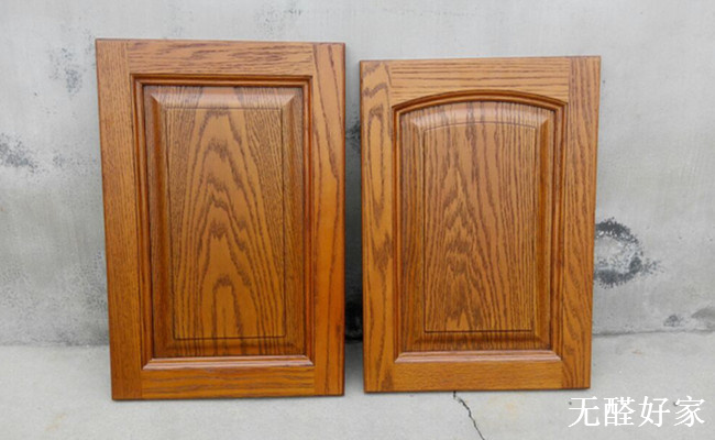 橱柜实木门板是几面做的,实木橱柜门板