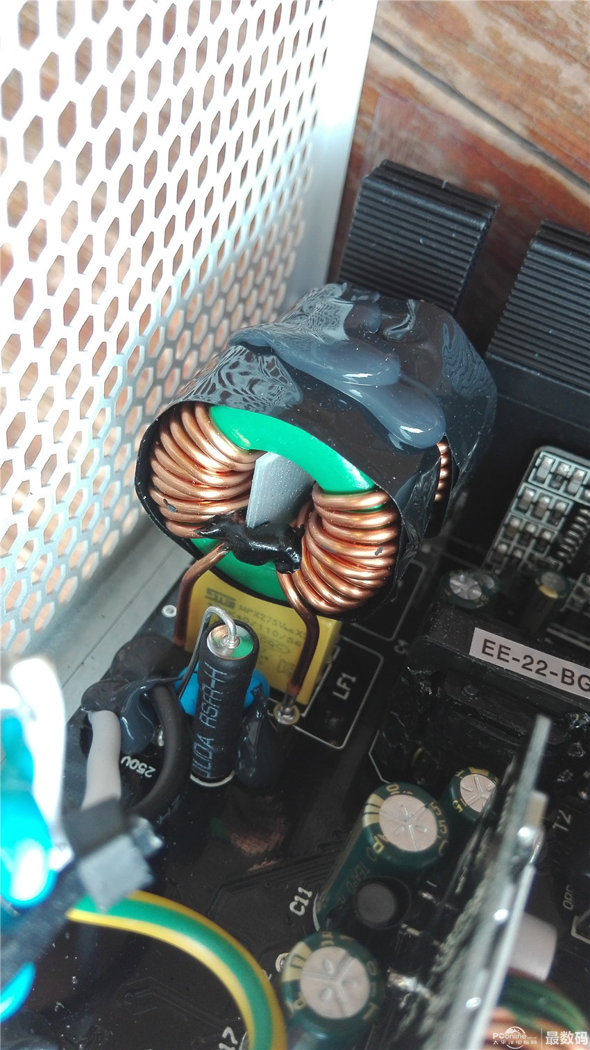 用料最好的钛金电源,钛金电源和白金电源区别