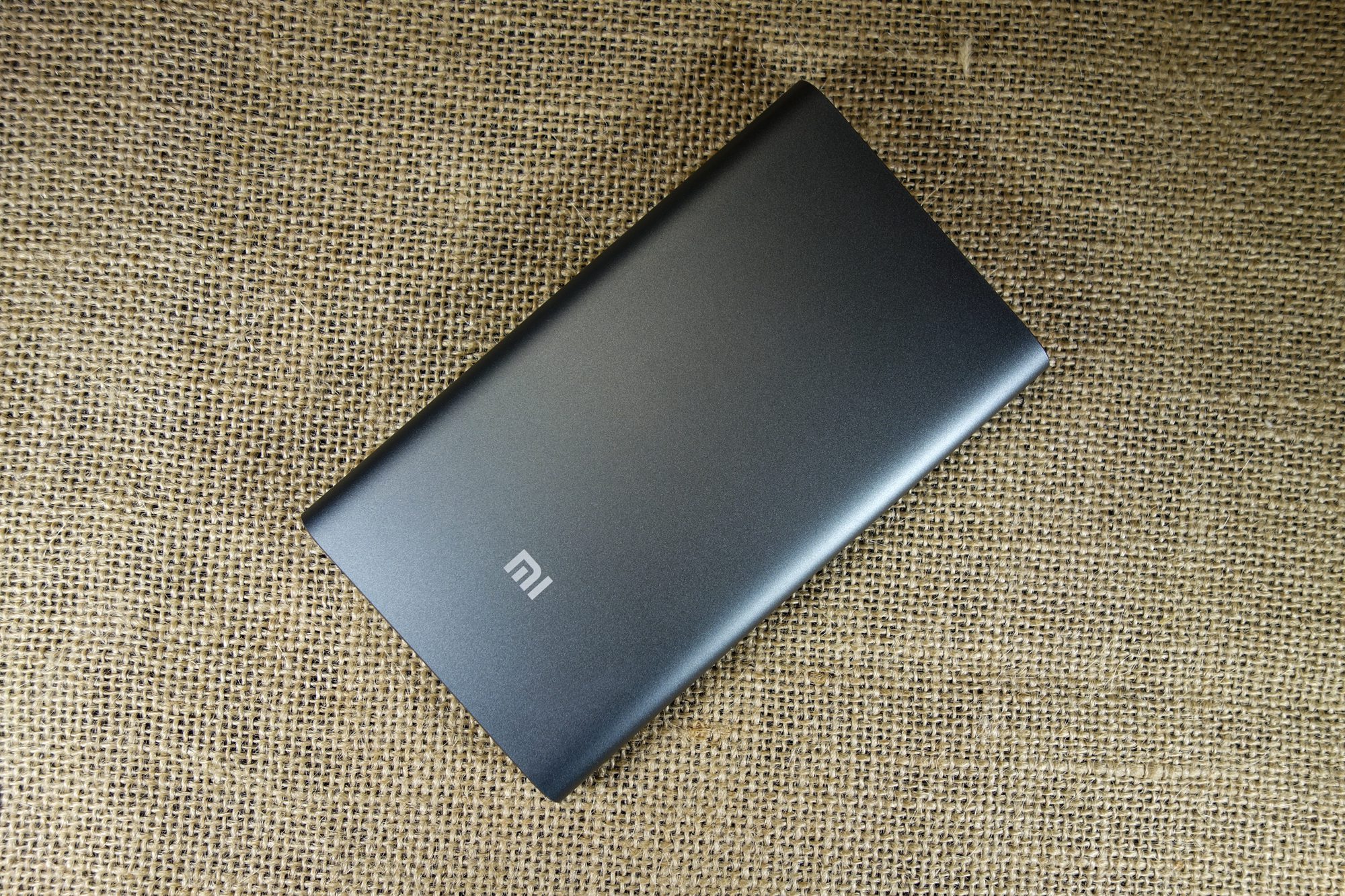 小米移动电源10000高配版评测,小米10000mah的移动电源