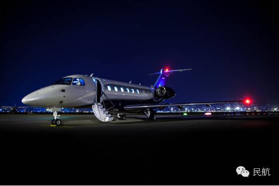 成龙谈私人飞机,成龙的三架飞机型号