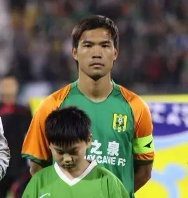 曾经广州足球的队长现在身为助教却能在足协杯中进球