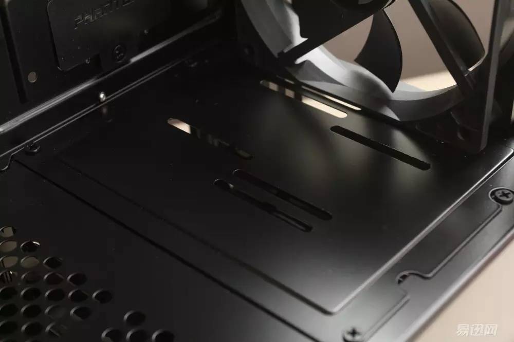 追风者pk416,追风者m416p机箱组装全过程