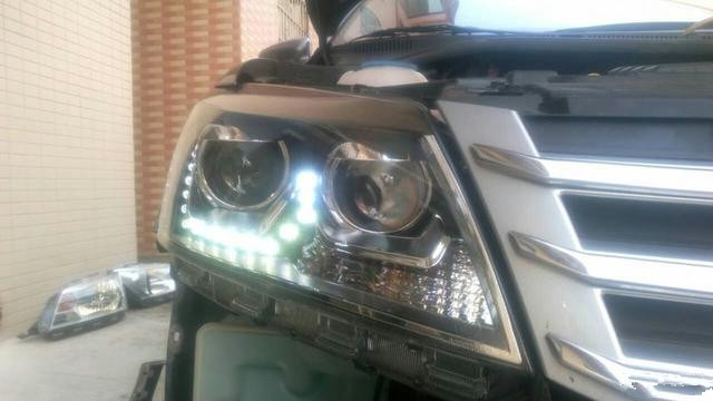 大众新桑塔纳氙气大灯,新款桑塔纳改疝气大灯