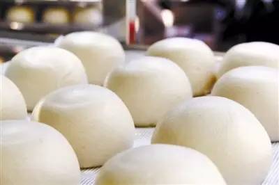 南京明瓦廊牛肉锅贴,南京明瓦廊小吃街推荐